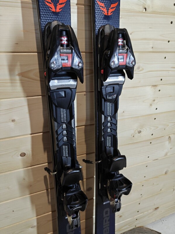 LYŽE BLIZZARD COMPETITION 166CM